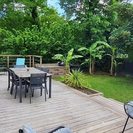 Charmante Maison Jardin&jacuzzi Hébergement de vacances